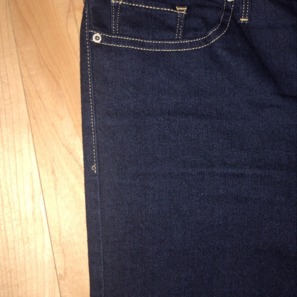 Women’s slim fit Levi’s Jeans - Picture 5 of 5